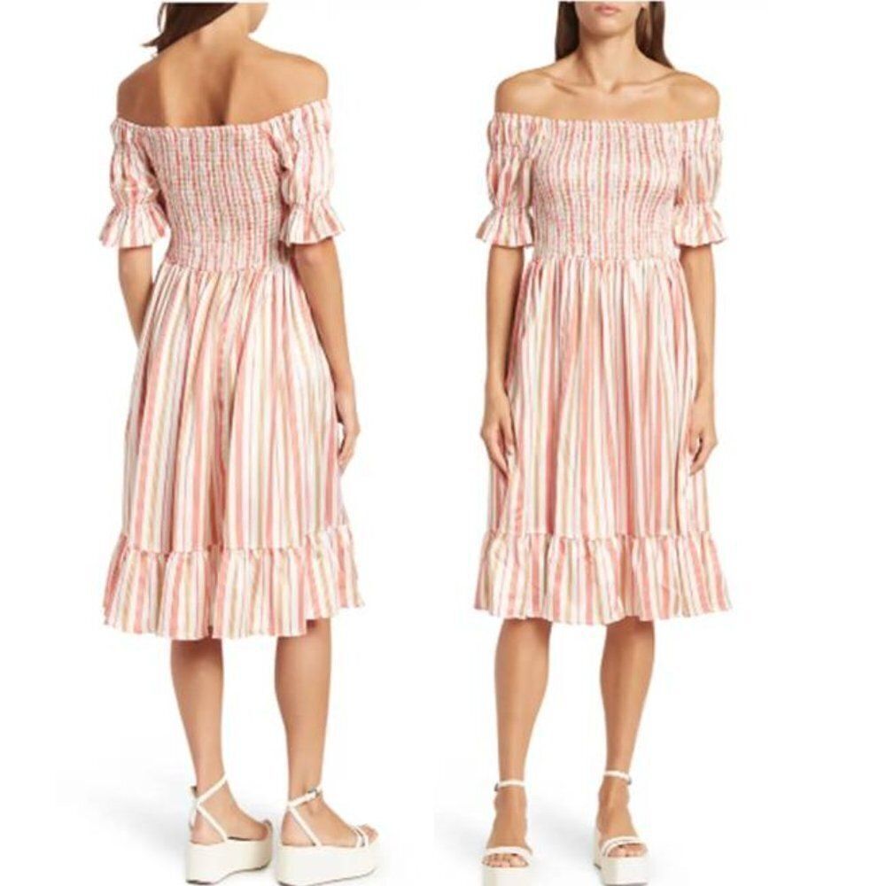 Area Stars Stripe Print‎ Off-Shoulder Dress